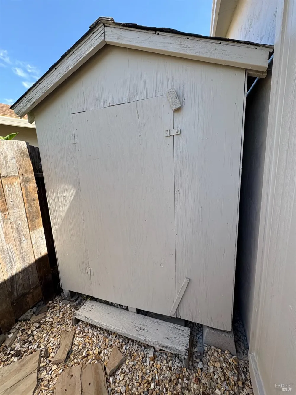7631 Adrian Drive Rohnert Park, CA 94928