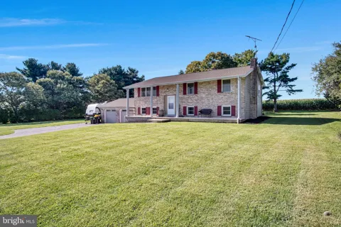 20 WATER ROAD