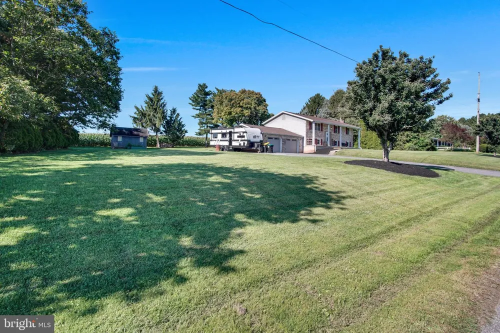 20 WATER ROAD Dillsburg, PA 17019