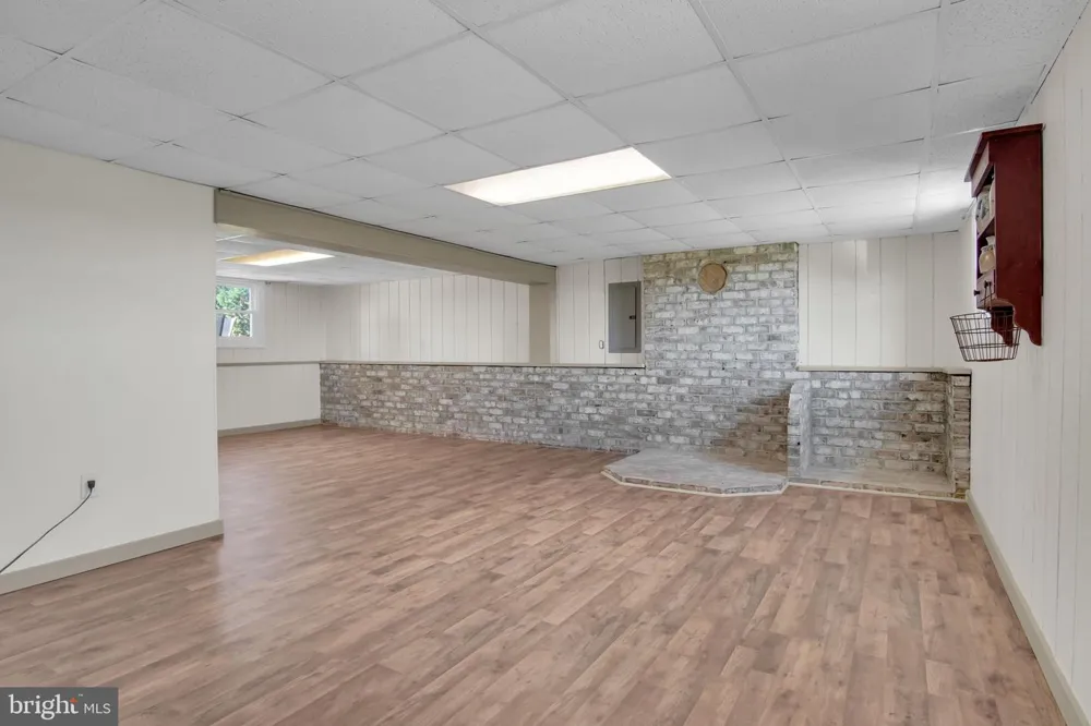 20 WATER ROAD Dillsburg, PA 17019
