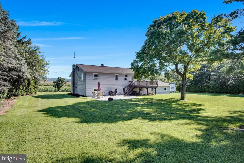 20 WATER ROAD Dillsburg, PA 17019