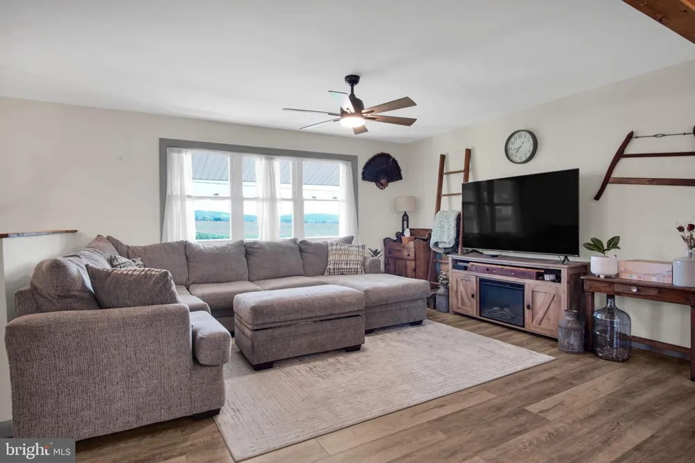 20 WATER ROAD Dillsburg, PA 17019