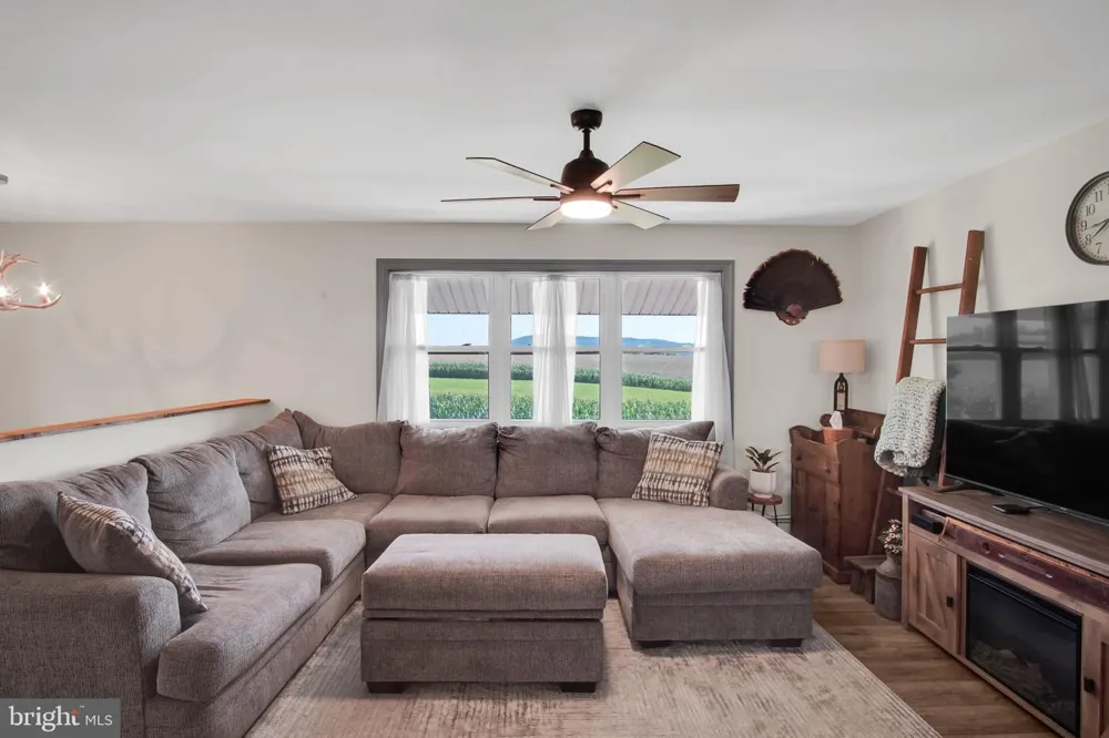 20 WATER ROAD Dillsburg, PA 17019