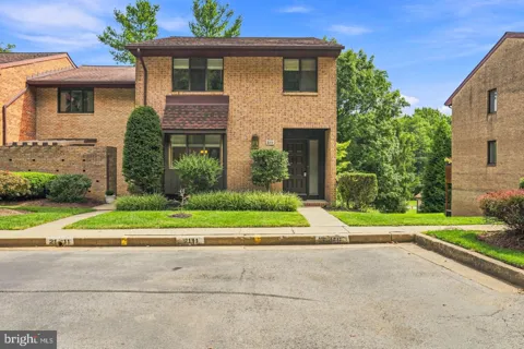 2111 CHAPEL VALLEY LANE