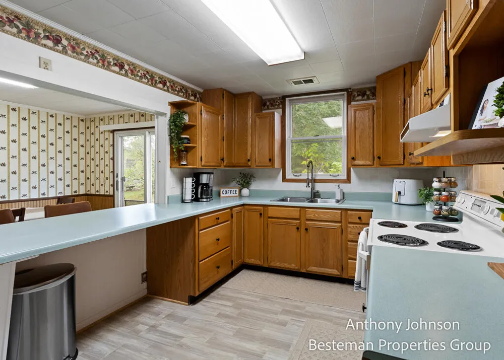 133 North Street White Cloud, MI 49349
