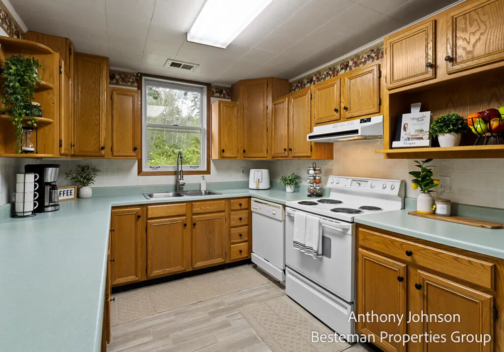 133 North Street White Cloud, MI 49349