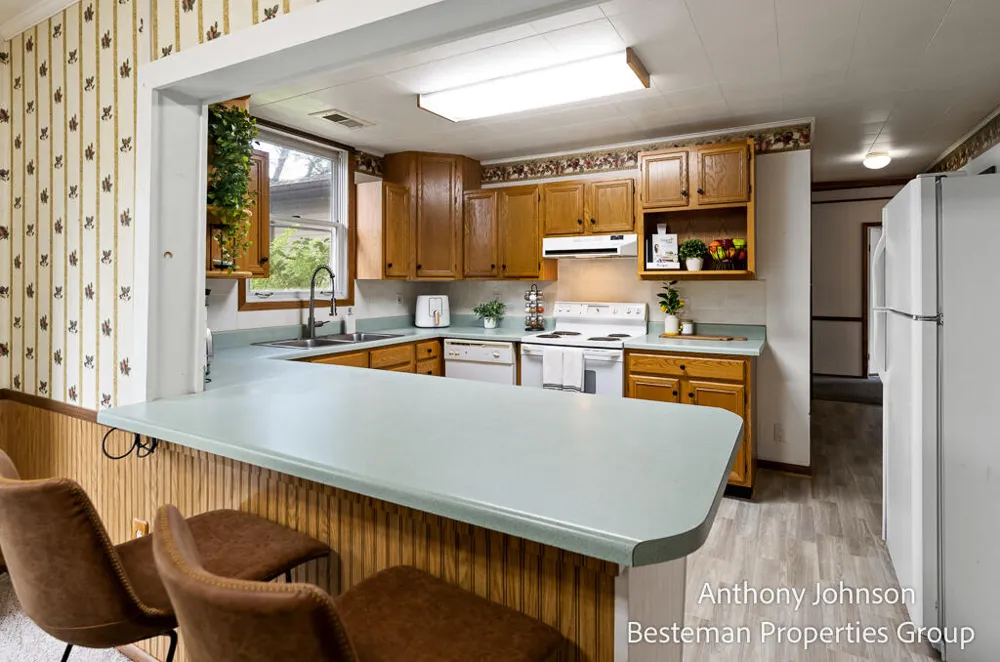 133 North Street White Cloud, MI 49349