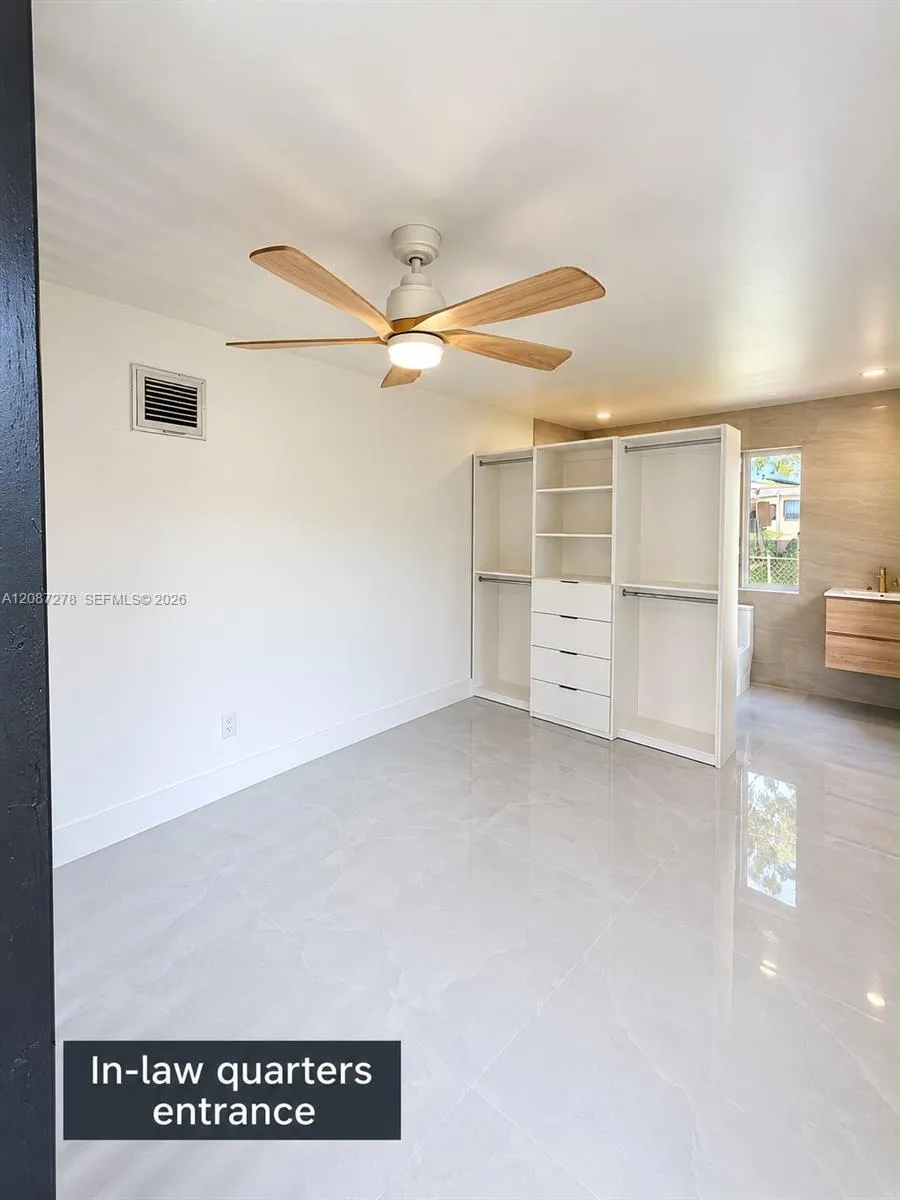 940 NW 67th St Miami, FL 33150