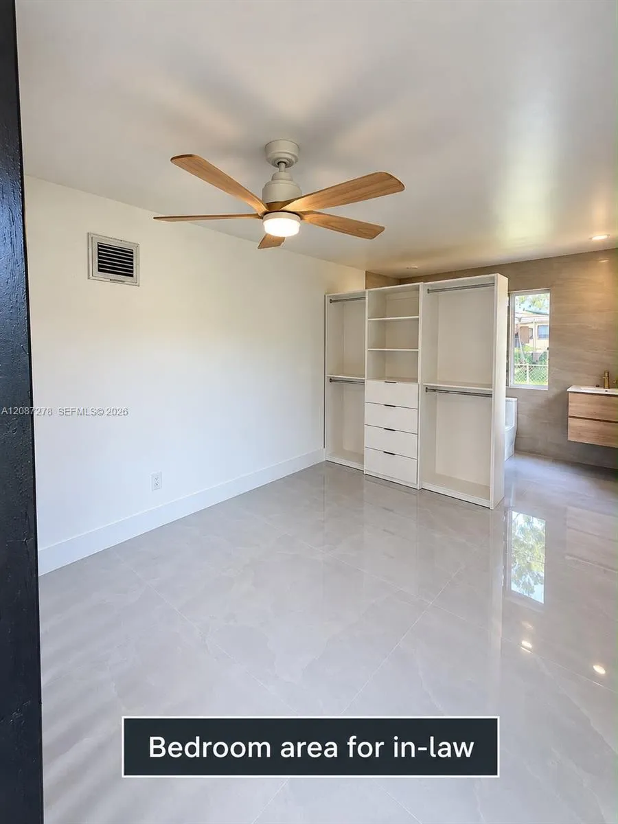 940 NW 67th St Miami, FL 33150