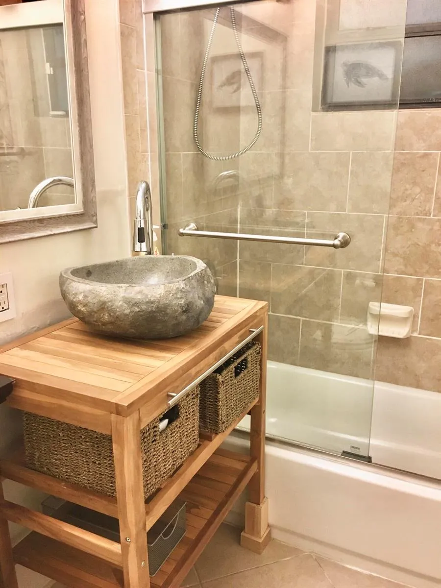 250 NE 13th Street Delray Beach, FL 33444