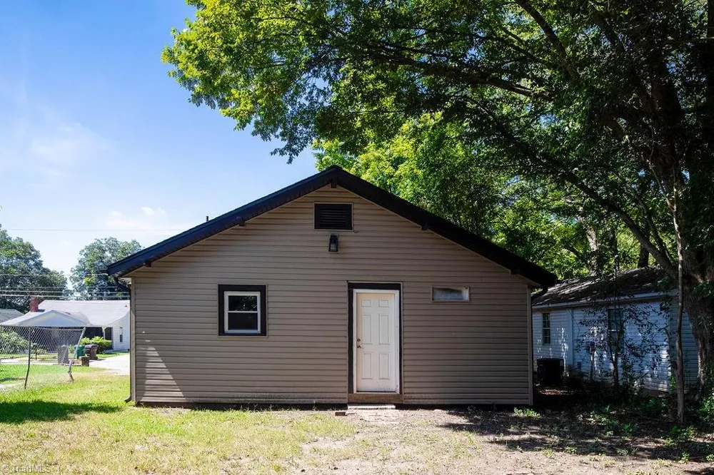 208 Underhill Street High Point, NC 27260
