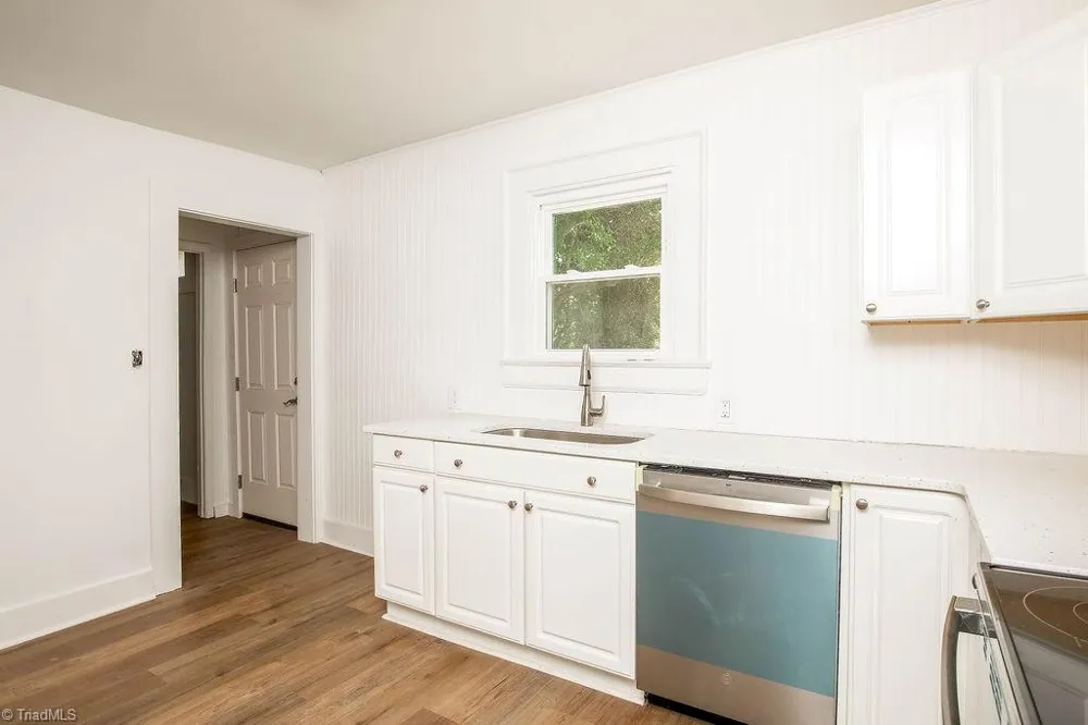 208 Underhill Street High Point, NC 27260