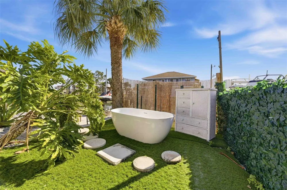 6424 BOATYARD DRIVE Hudson, FL 34667