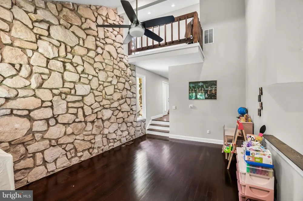 1 BLOOMER DRIVE Burlington, NJ 08016