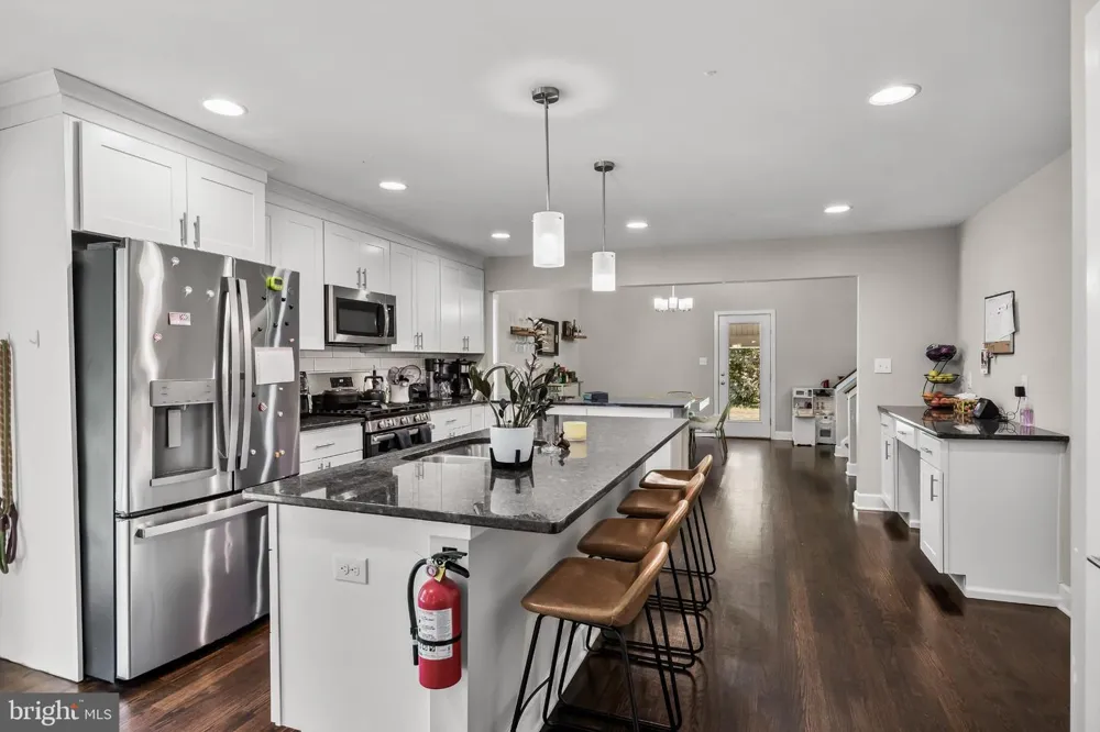 1 BLOOMER DRIVE Burlington, NJ 08016