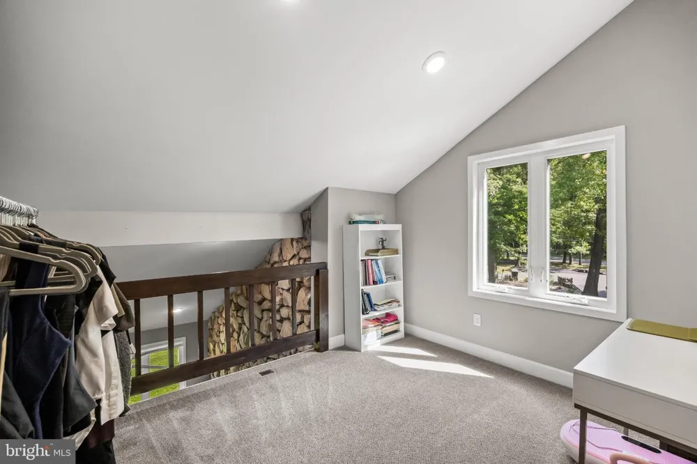1 BLOOMER DRIVE Burlington, NJ 08016