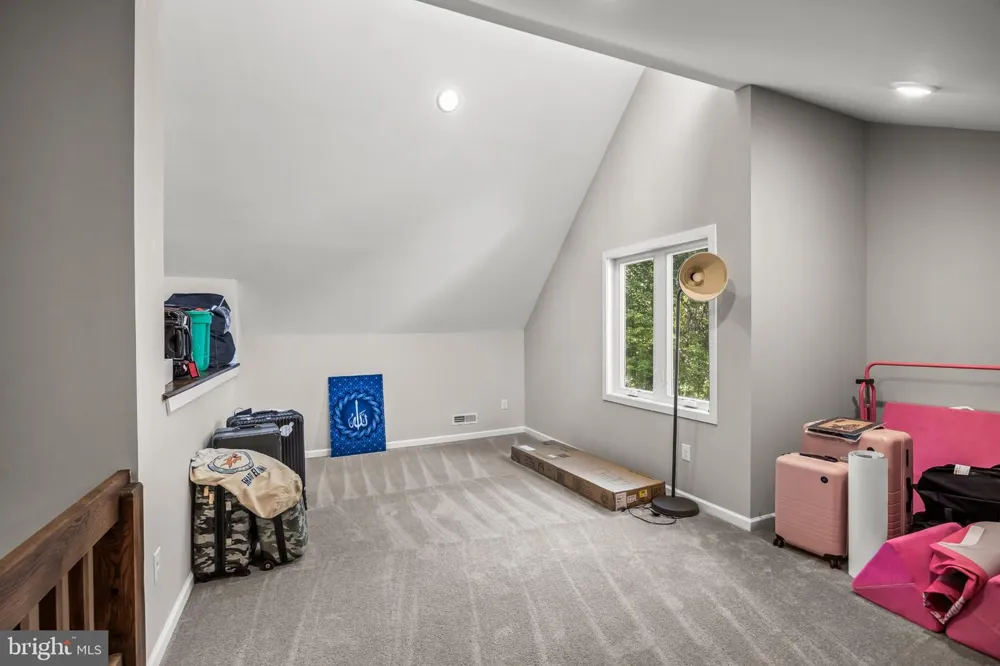 1 BLOOMER DRIVE Burlington, NJ 08016
