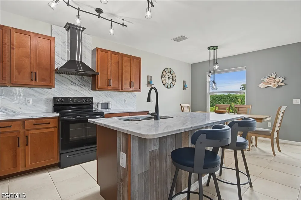 Manati Court Cape Coral, FL 33909