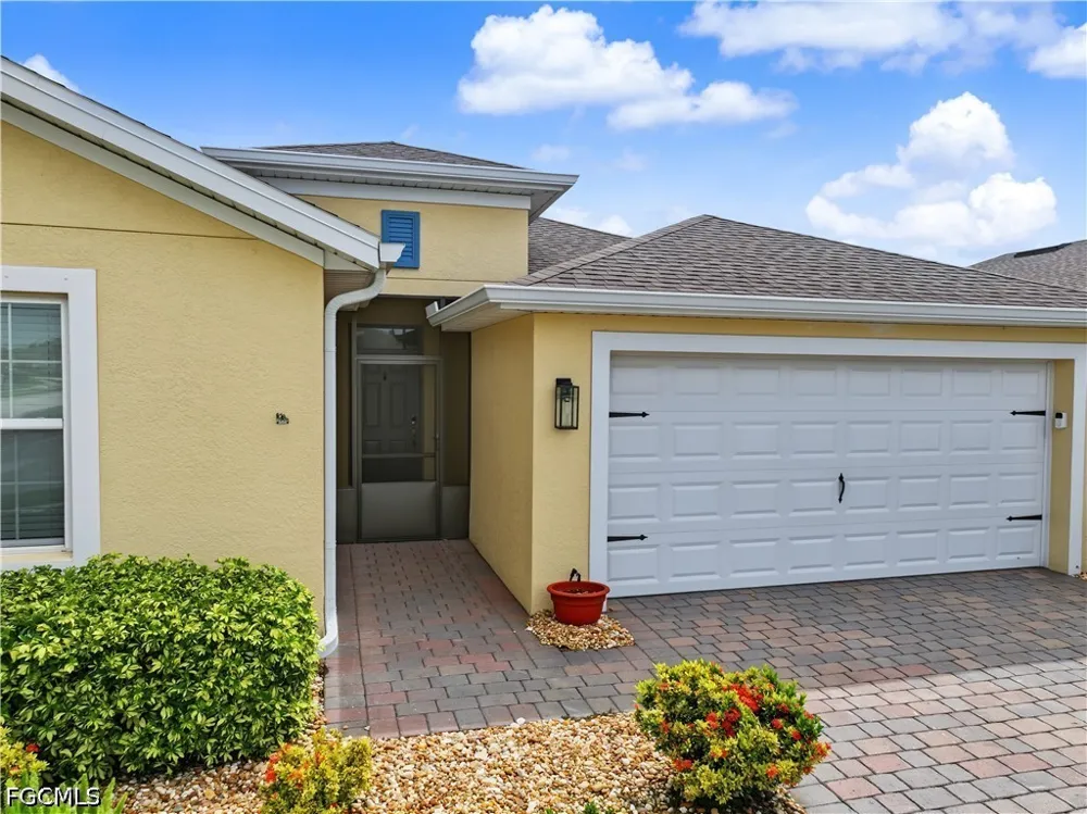 Manati Court Cape Coral, FL 33909