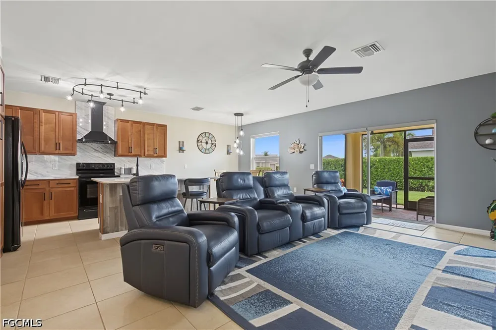 Manati Court Cape Coral, FL 33909