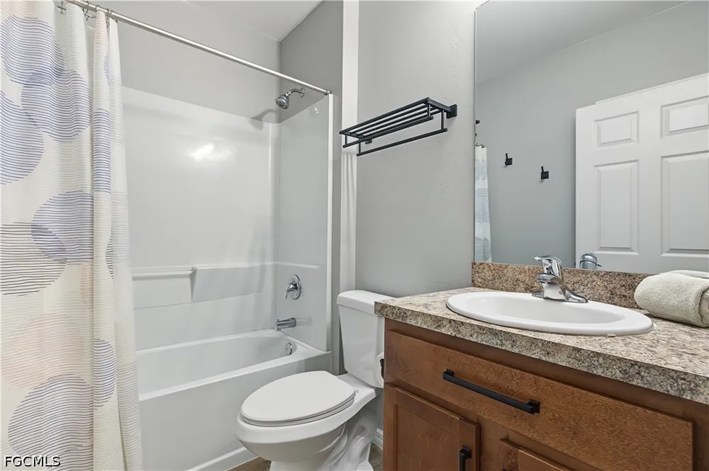 Manati Court Cape Coral, FL 33909