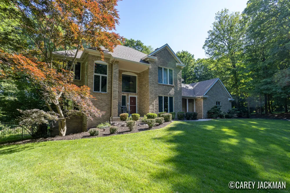 2111 Woodley Creek Court NW Comstock Park, MI 49321