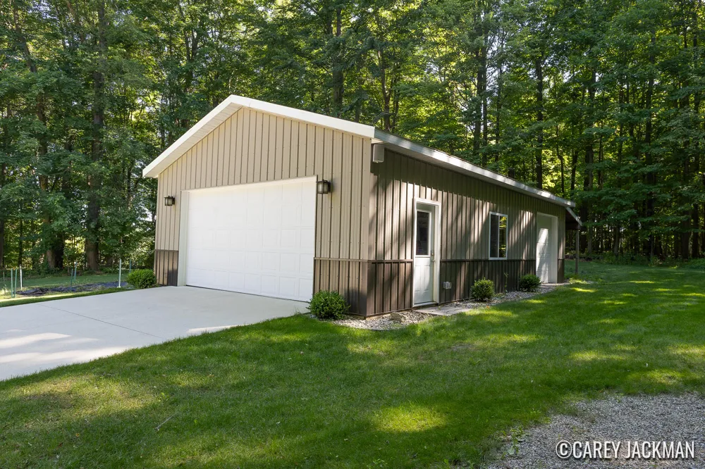 2111 Woodley Creek Court NW Comstock Park, MI 49321