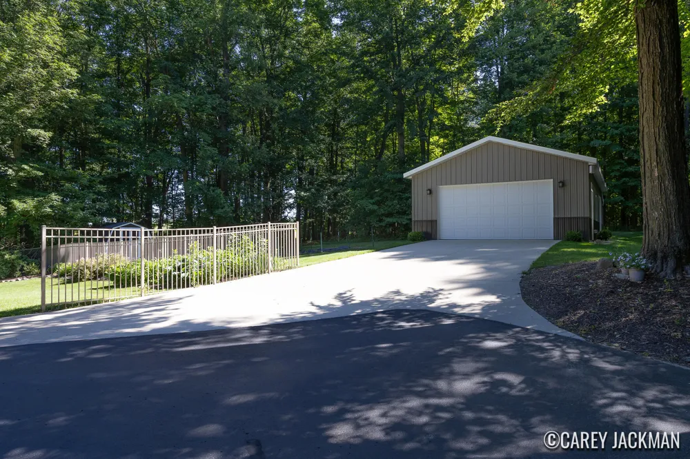 2111 Woodley Creek Court NW Comstock Park, MI 49321
