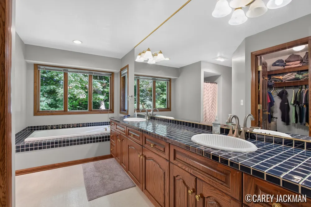 2111 Woodley Creek Court NW Comstock Park, MI 49321