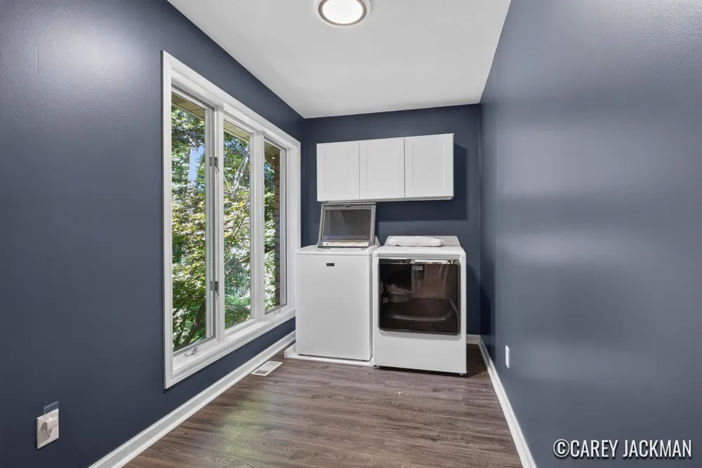 2111 Woodley Creek Court NW Comstock Park, MI 49321