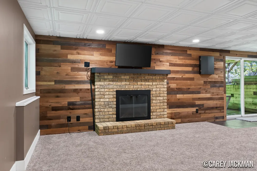 2111 Woodley Creek Court NW Comstock Park, MI 49321