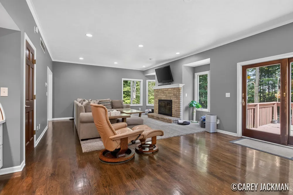 2111 Woodley Creek Court NW Comstock Park, MI 49321