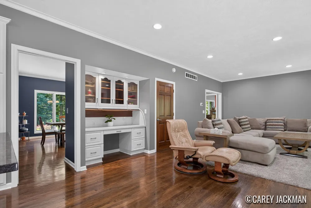 2111 Woodley Creek Court NW Comstock Park, MI 49321