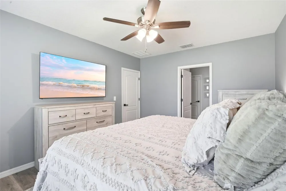 135 POINT PLEASANT ROAD Deland, FL 32724