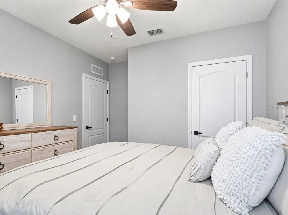 135 POINT PLEASANT ROAD Deland, FL 32724