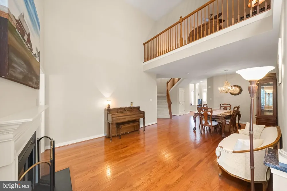 5976 PINEY GROVE WAY Gainesville, VA 20155