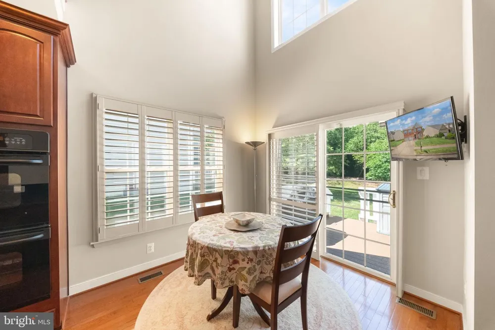5976 PINEY GROVE WAY Gainesville, VA 20155