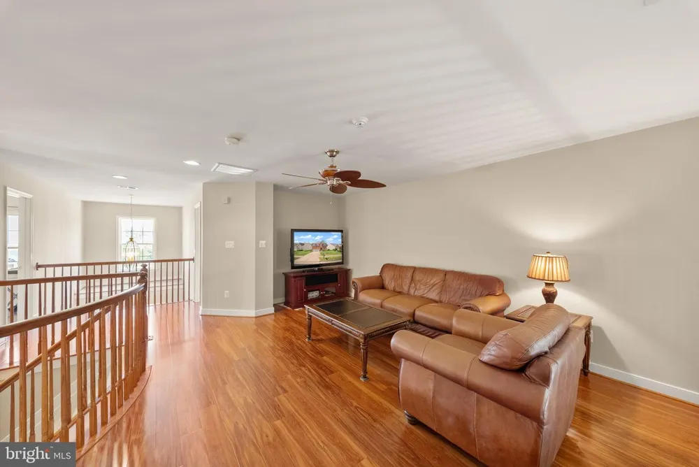 5976 PINEY GROVE WAY Gainesville, VA 20155