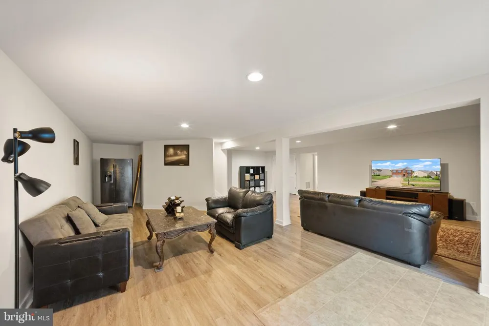 5976 PINEY GROVE WAY Gainesville, VA 20155