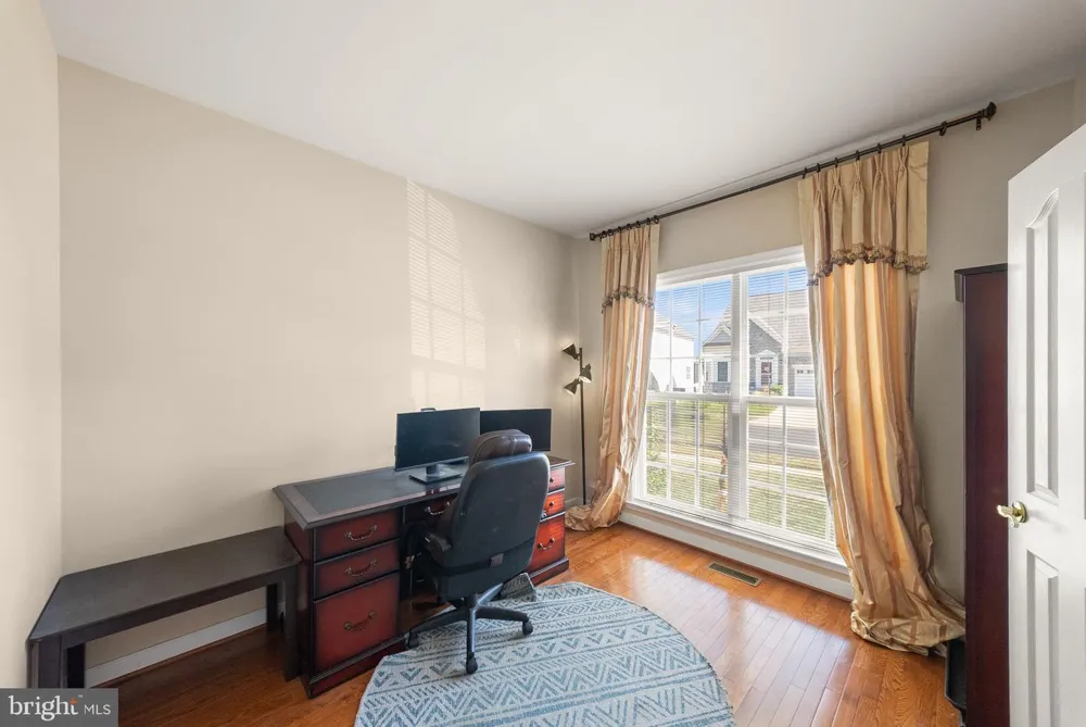 5976 PINEY GROVE WAY Gainesville, VA 20155