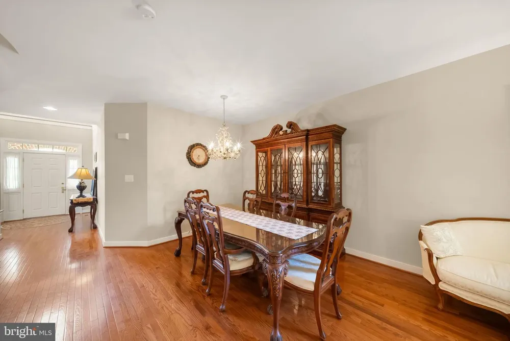 5976 PINEY GROVE WAY Gainesville, VA 20155