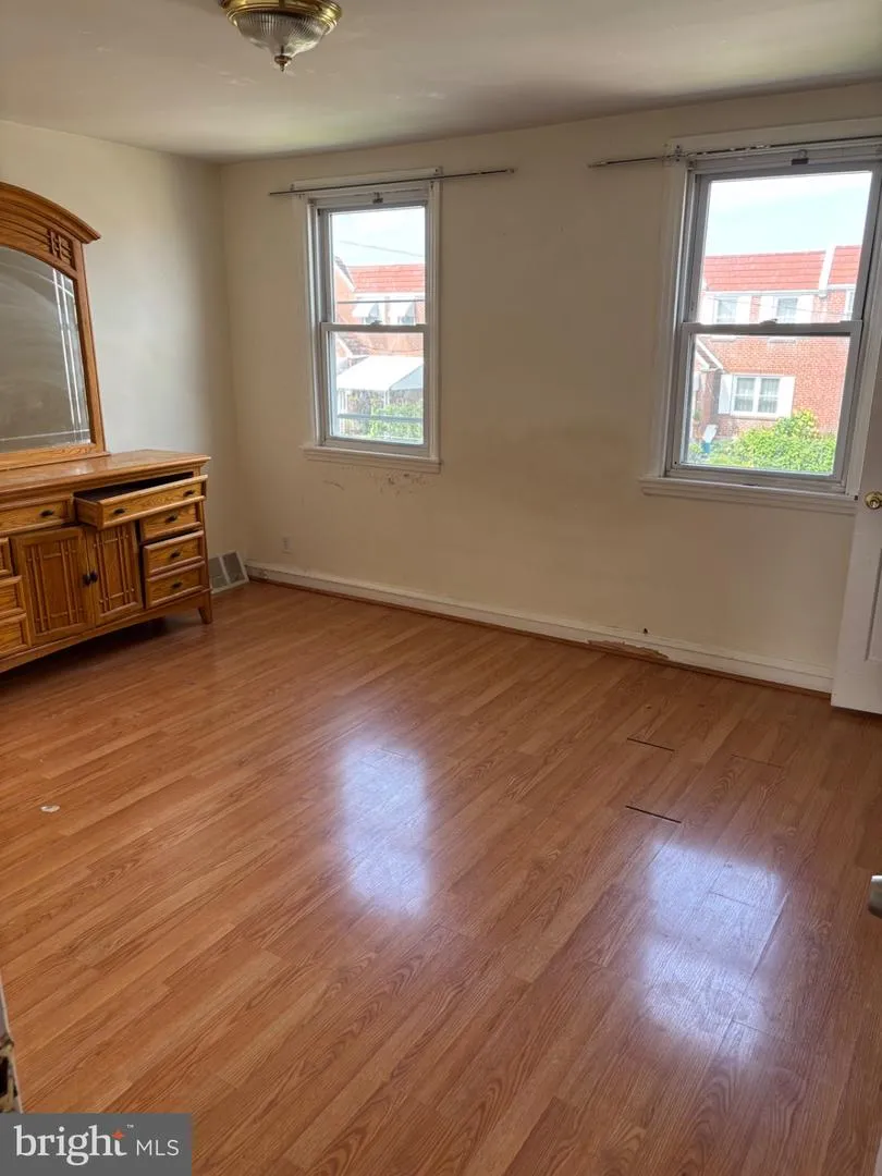 7241 BRADFORD STREET Philadelphia, PA 19149