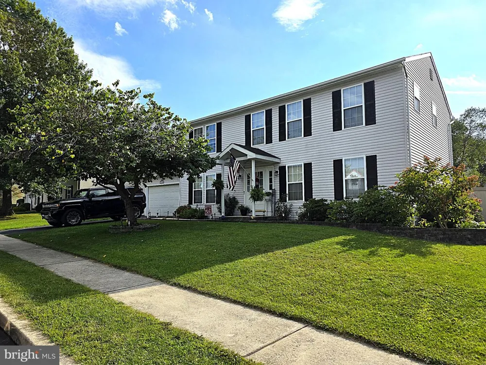 37 GREENMONT DRIVE Enola, PA 17025