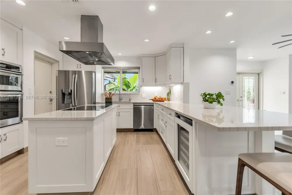 2820 NE 40th Ct Fort Lauderdale, FL 33308