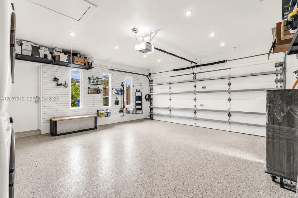 2820 NE 40th Ct Fort Lauderdale, FL 33308
