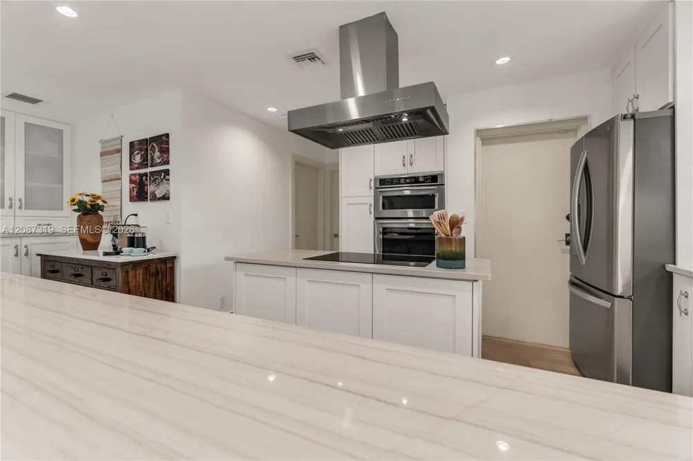2820 NE 40th Ct Fort Lauderdale, FL 33308
