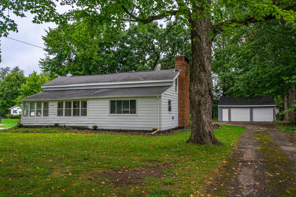3908 Grand Prairie Road Kalamazoo, MI 49006