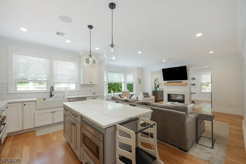 321 Elm Street, Unit A Westfield Town, NJ 07090