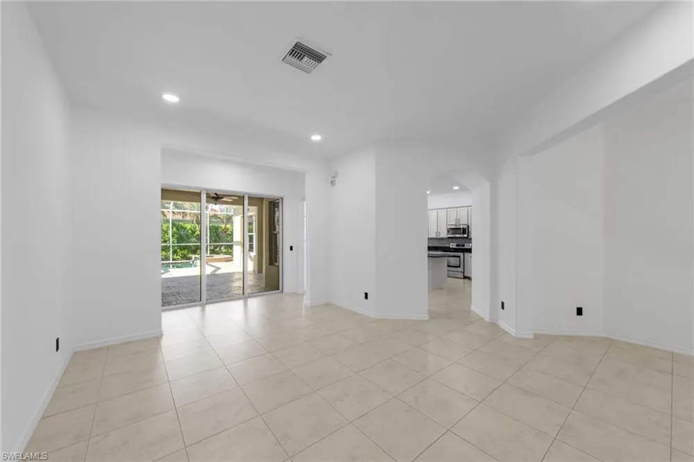 2628 Fairmont Cove Court Cape Coral, FL 33991