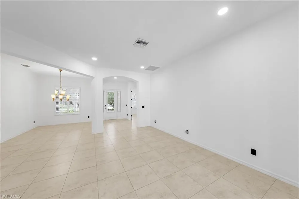 2628 Fairmont Cove Court Cape Coral, FL 33991